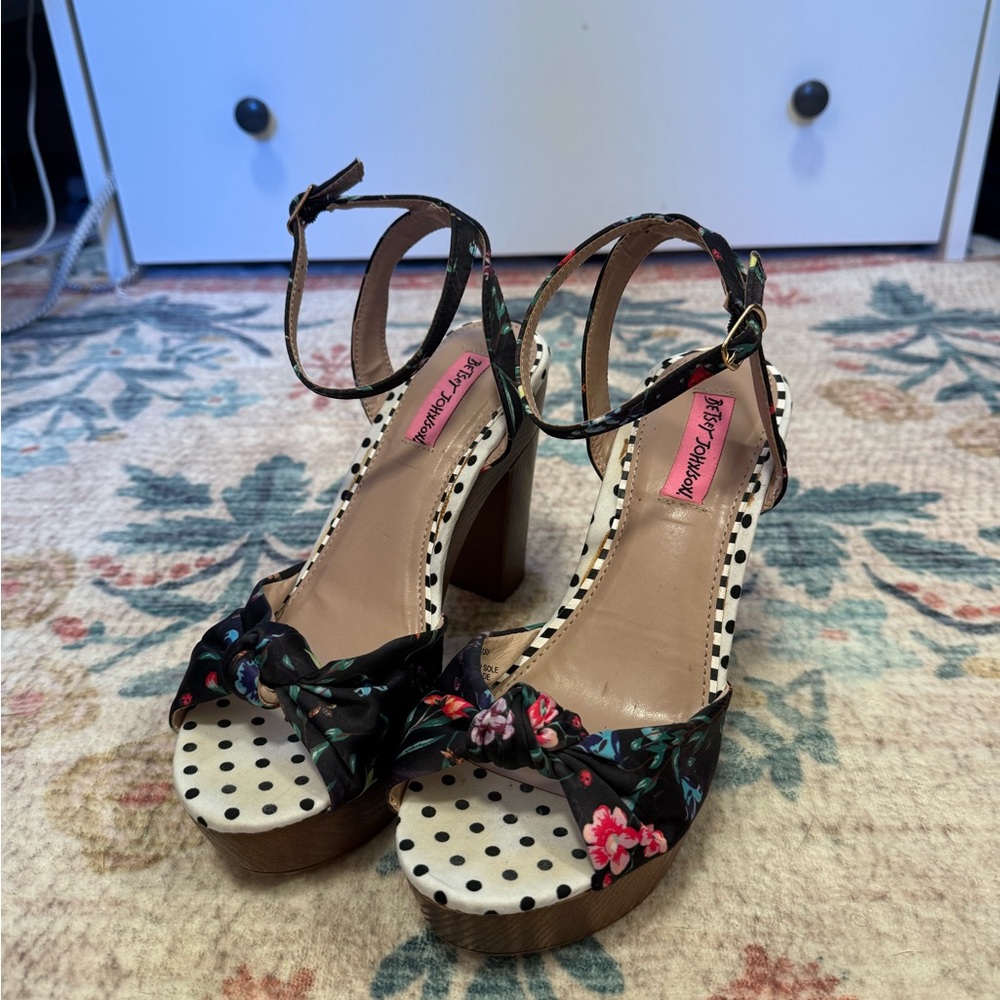 Betsey Johnson Black Floral Polka Dot Heels